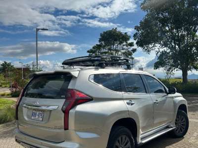 Mitsubishi Montero Sport - Image 3