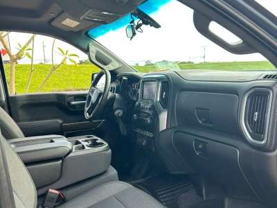 Chevrolet Silverado LT - Image 4