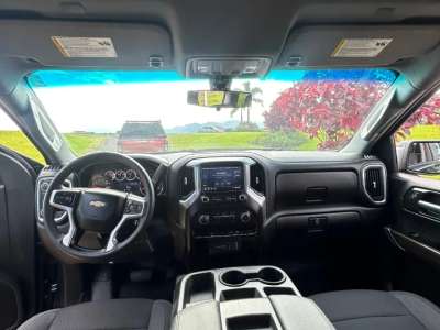 Chevrolet Silverado LT - Image 6