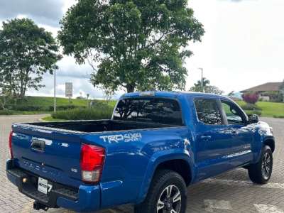 Toyota Tacoma - Image 2