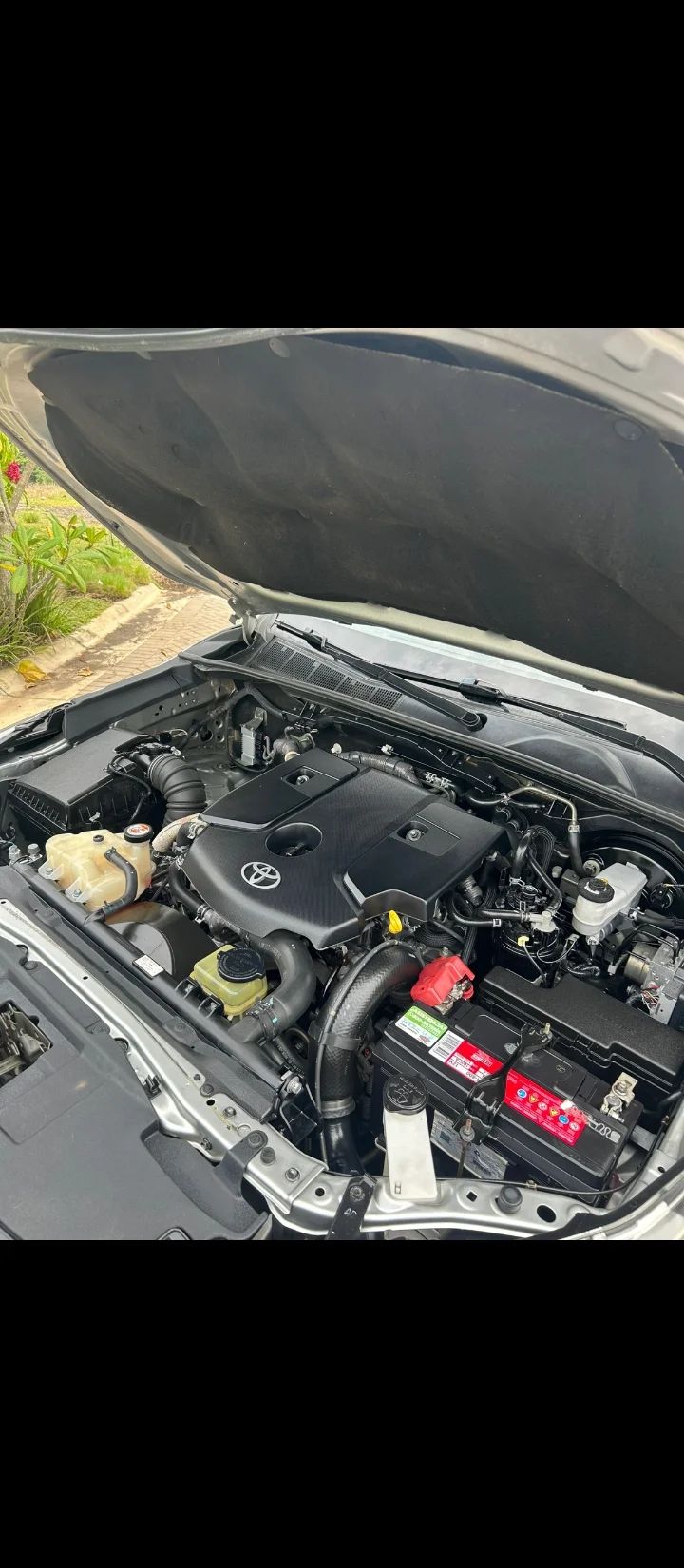 Toyota Hilux - Image 6