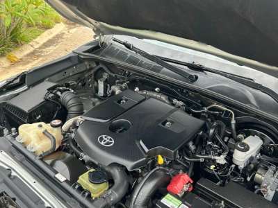 Toyota Hilux - Image 6