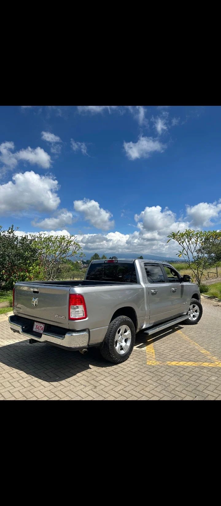 RAM 1500 BIGHORN - Image 8