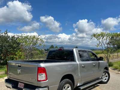 RAM 1500 BIGHORN - Image 8