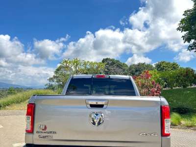 RAM 1500 BIGHORN - Image 9