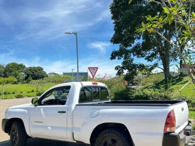 Toyota Tacoma - Image 2