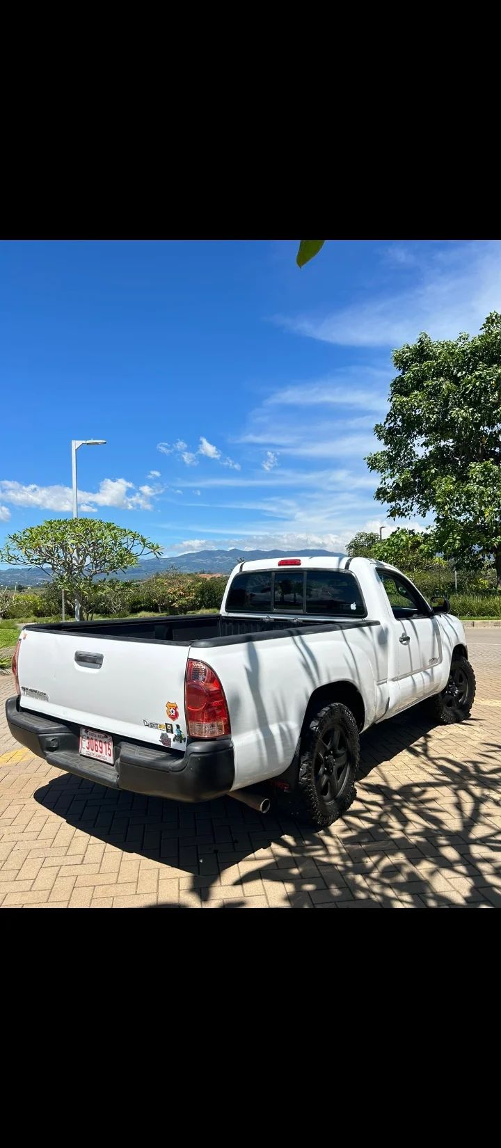 Toyota Tacoma - Image 11