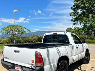 Toyota Tacoma - Image 11