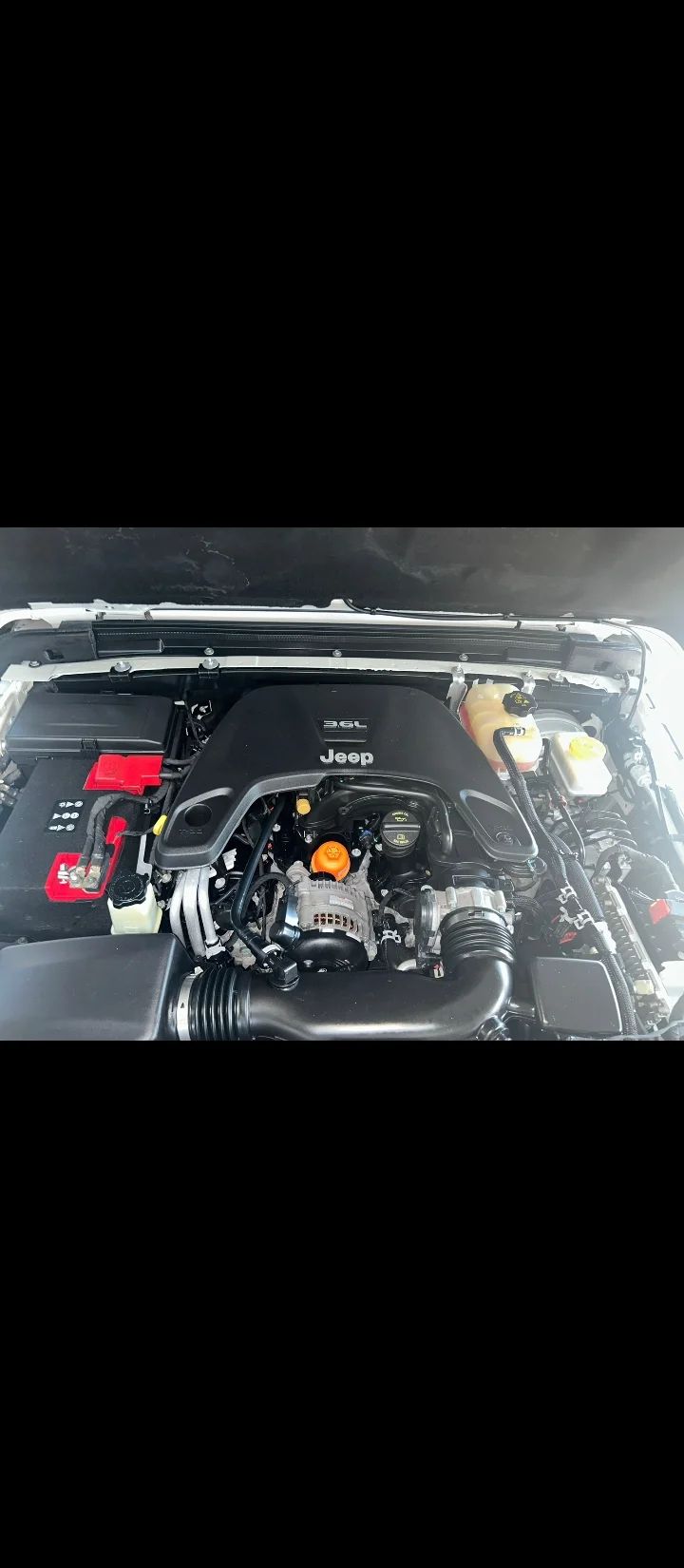 Jeep Wrangler Sahara - Image 6