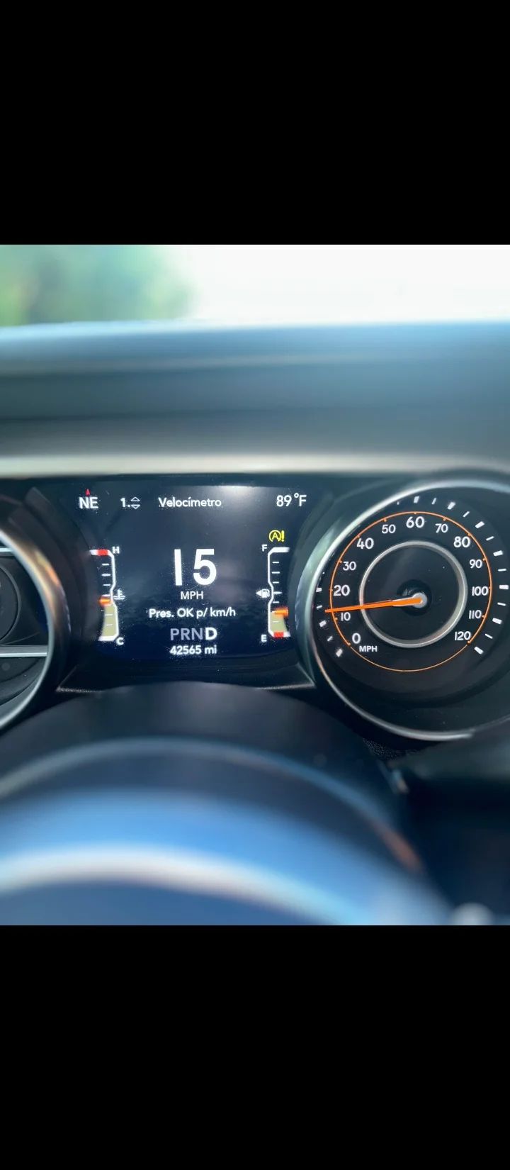 Jeep Wrangler Sahara - Image 7