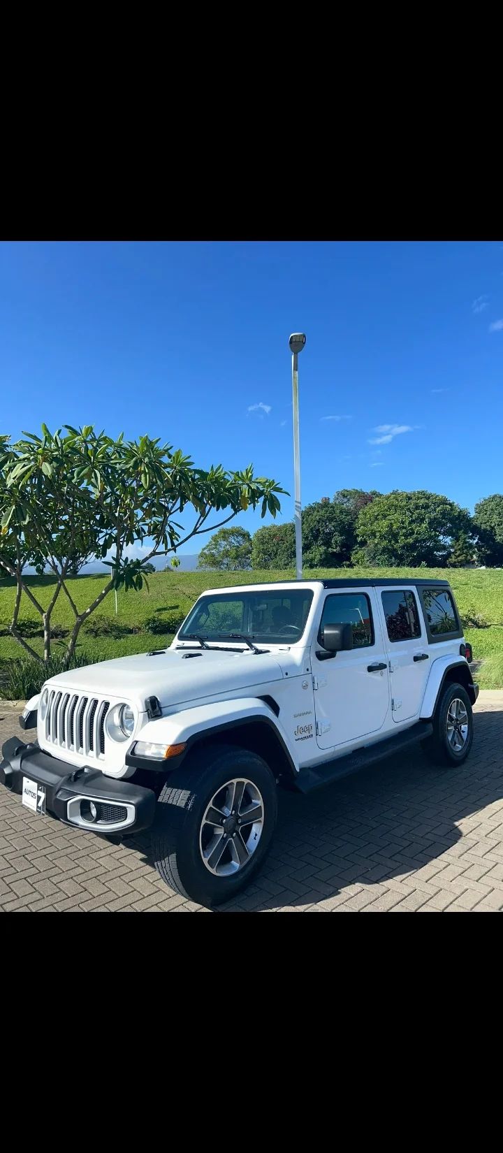 Jeep Wrangler Sahara - Image 4