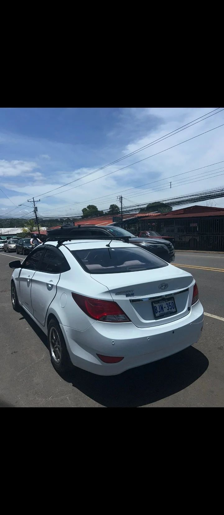 Hyundai Accent - Image 6