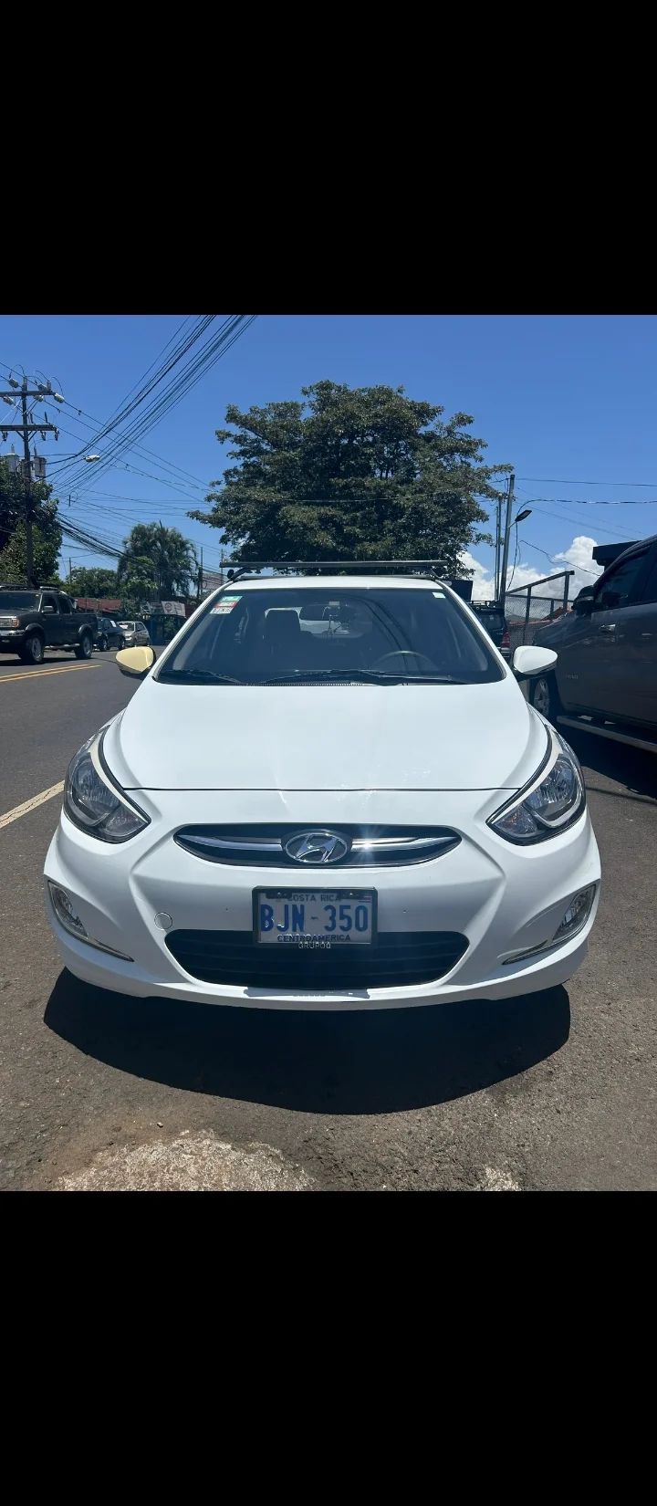 Hyundai Accent - Image 1