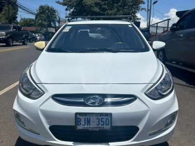 Hyundai Accent - Image 1