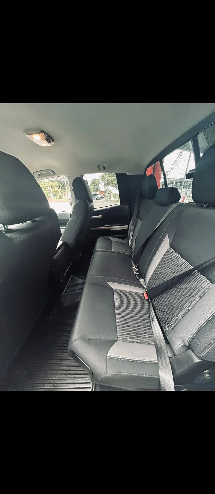 Toyota Tundra - Image 8