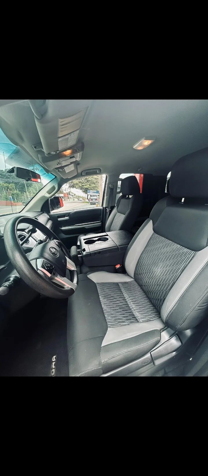 Toyota Tundra - Image 9