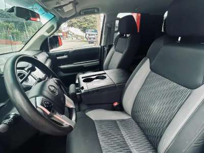 Toyota Tundra - Image 9