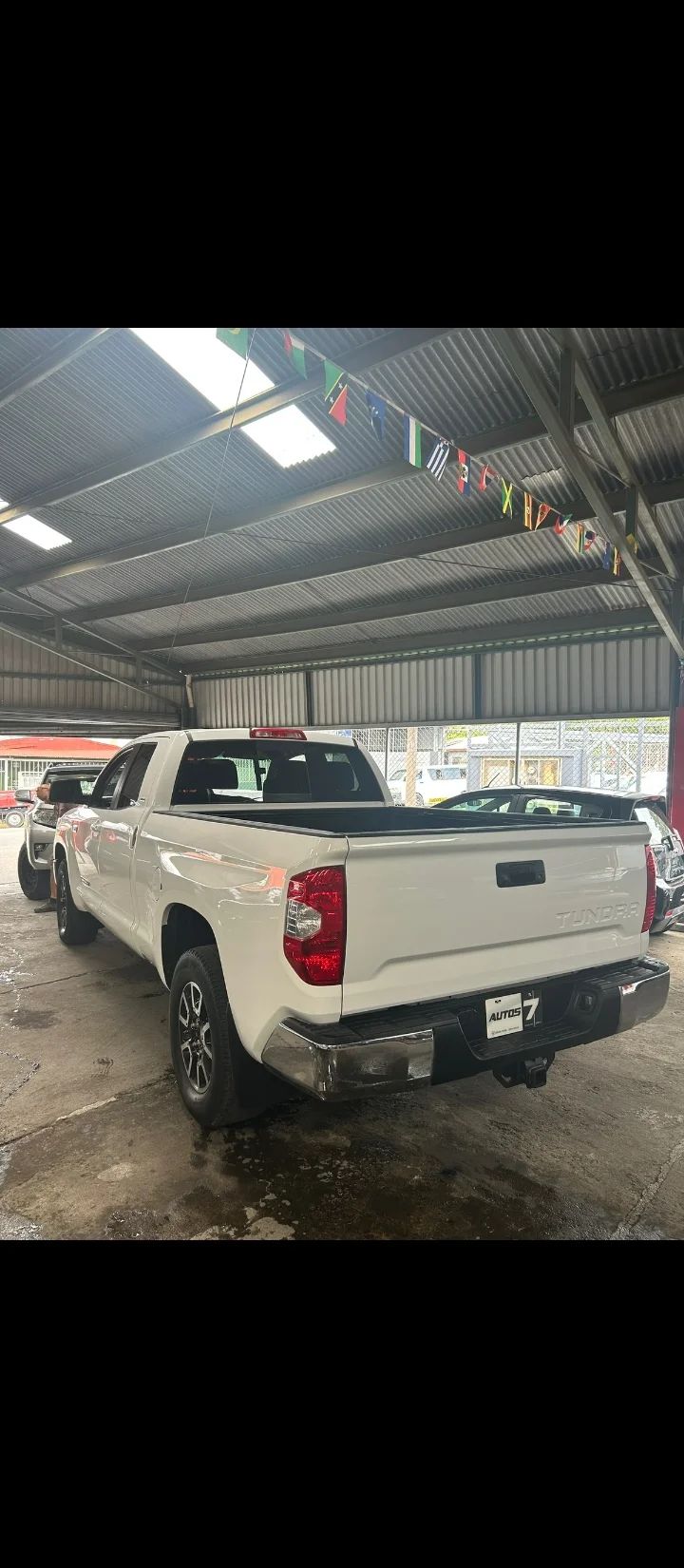 Toyota Tundra - Image 2