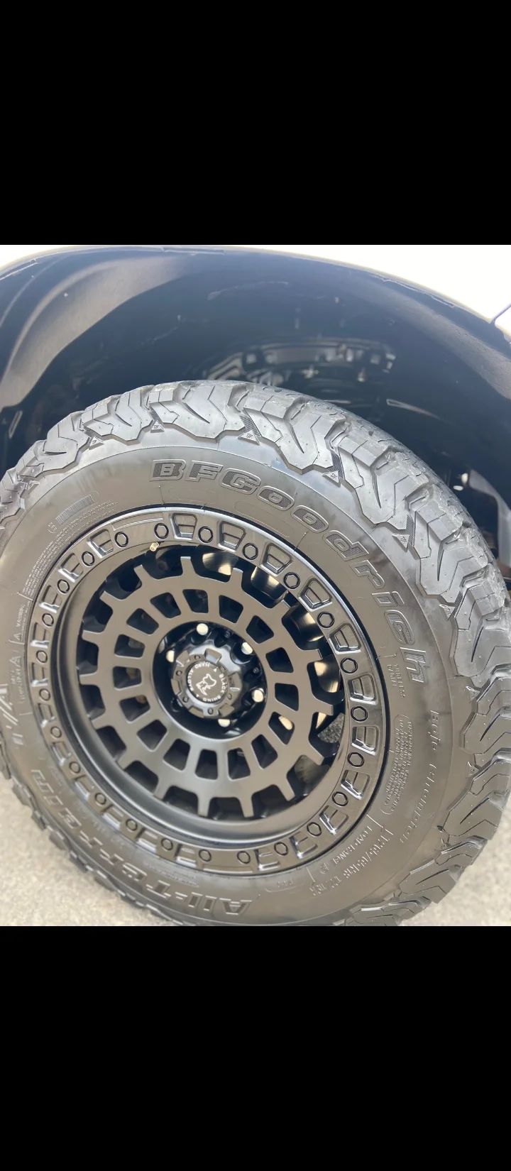 Toyota Prado - Image 7