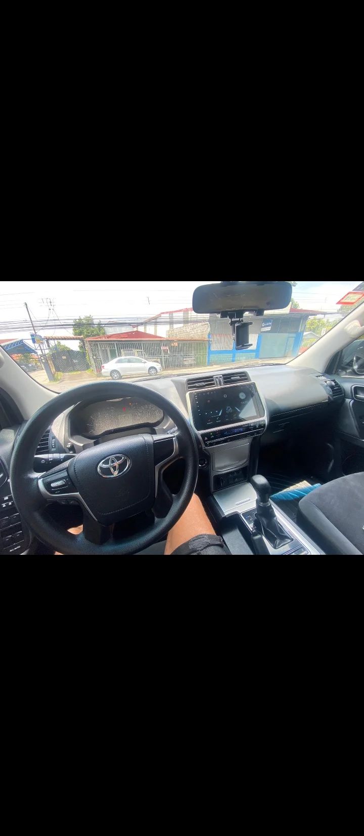 Toyota Prado - Image 8