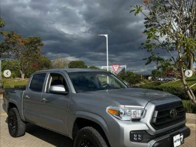 Toyota Tacoma SR5 - Image 4