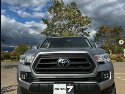 Toyota Tacoma SR5 - Image 1
