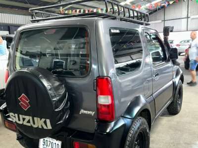Suzuki Jimny - Image 2