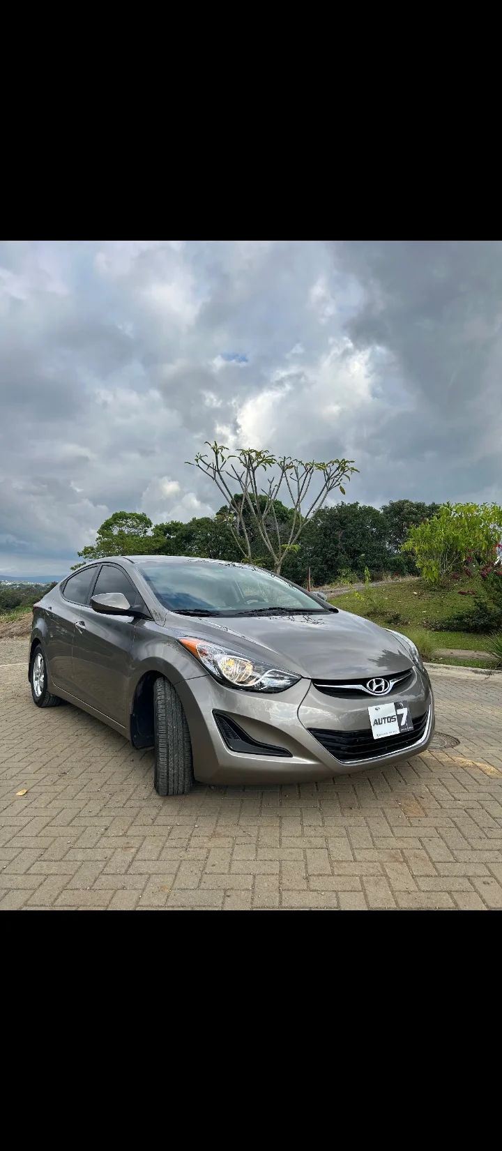 Hyundai Elantra - Image 1
