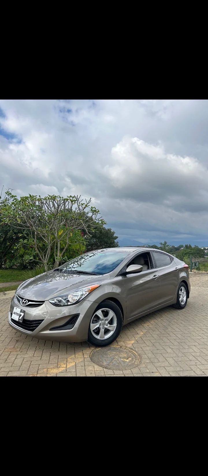 Hyundai Elantra - Image 2