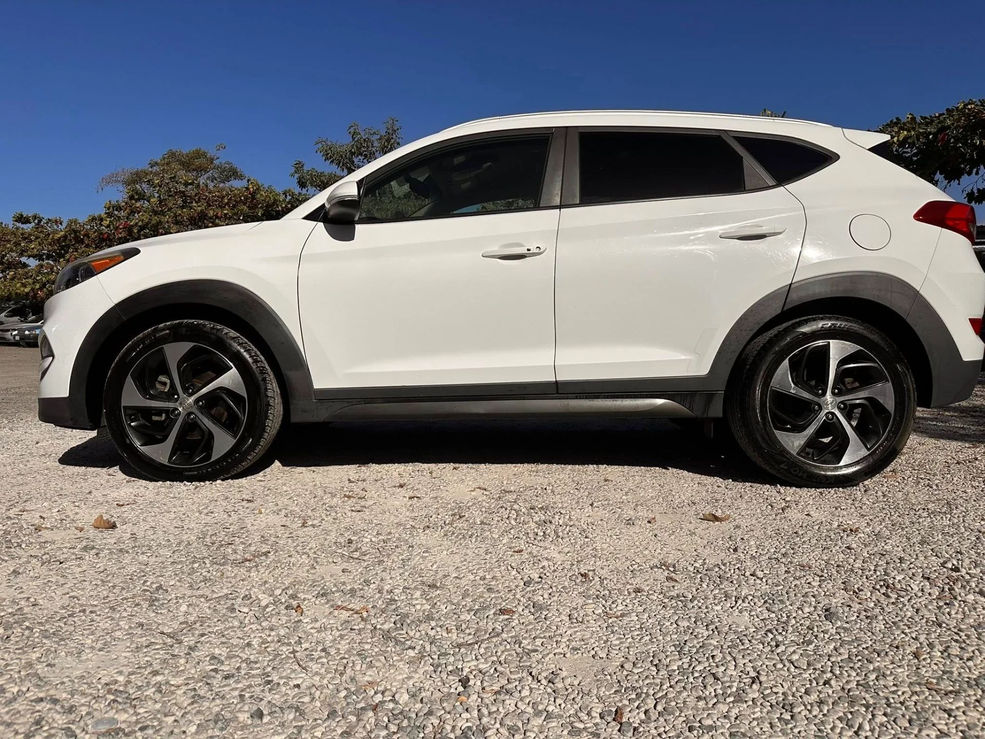Hyundai Tucson - Image 2