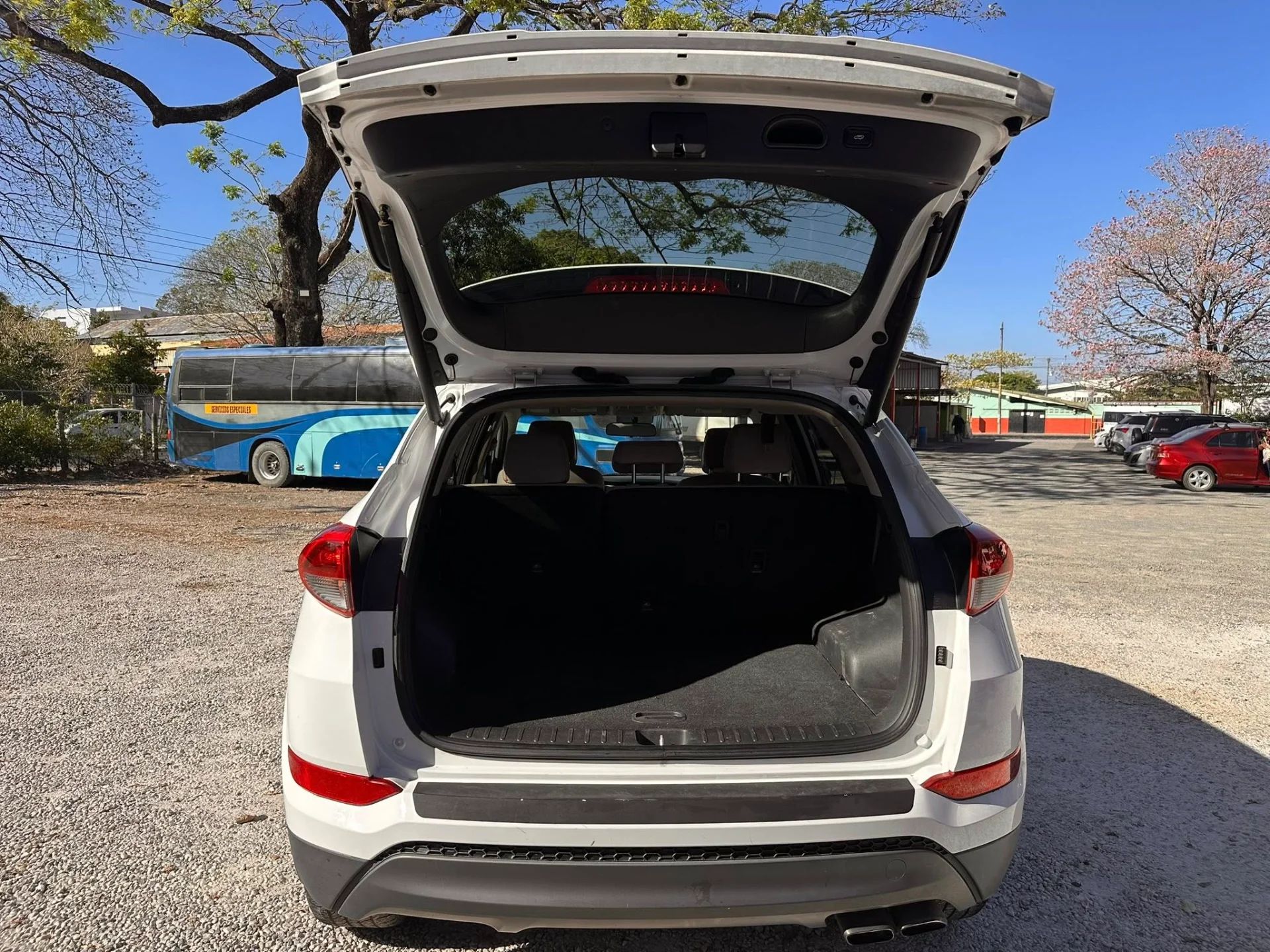 Hyundai Tucson - Image 8