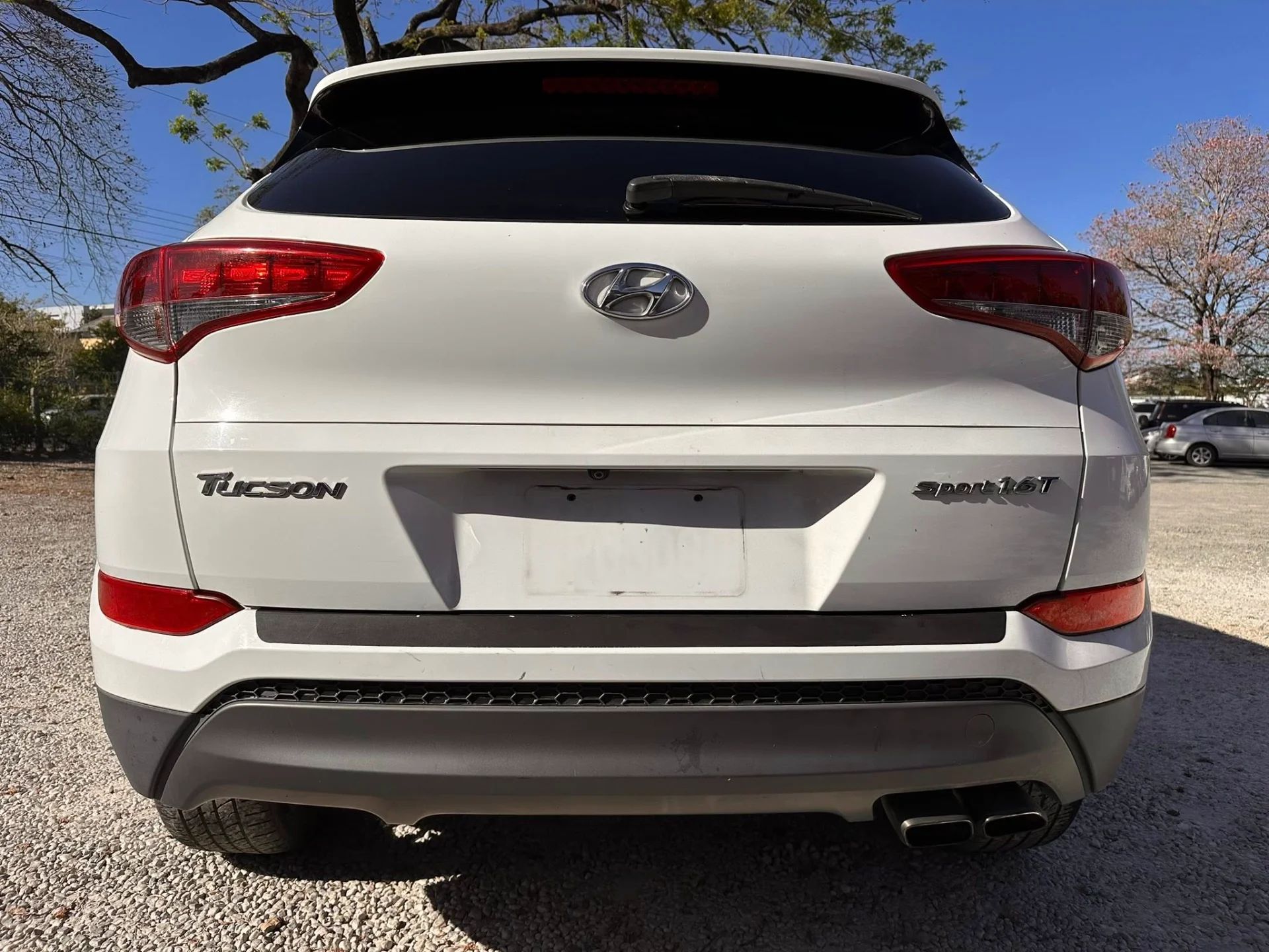 Hyundai Tucson - Image 11