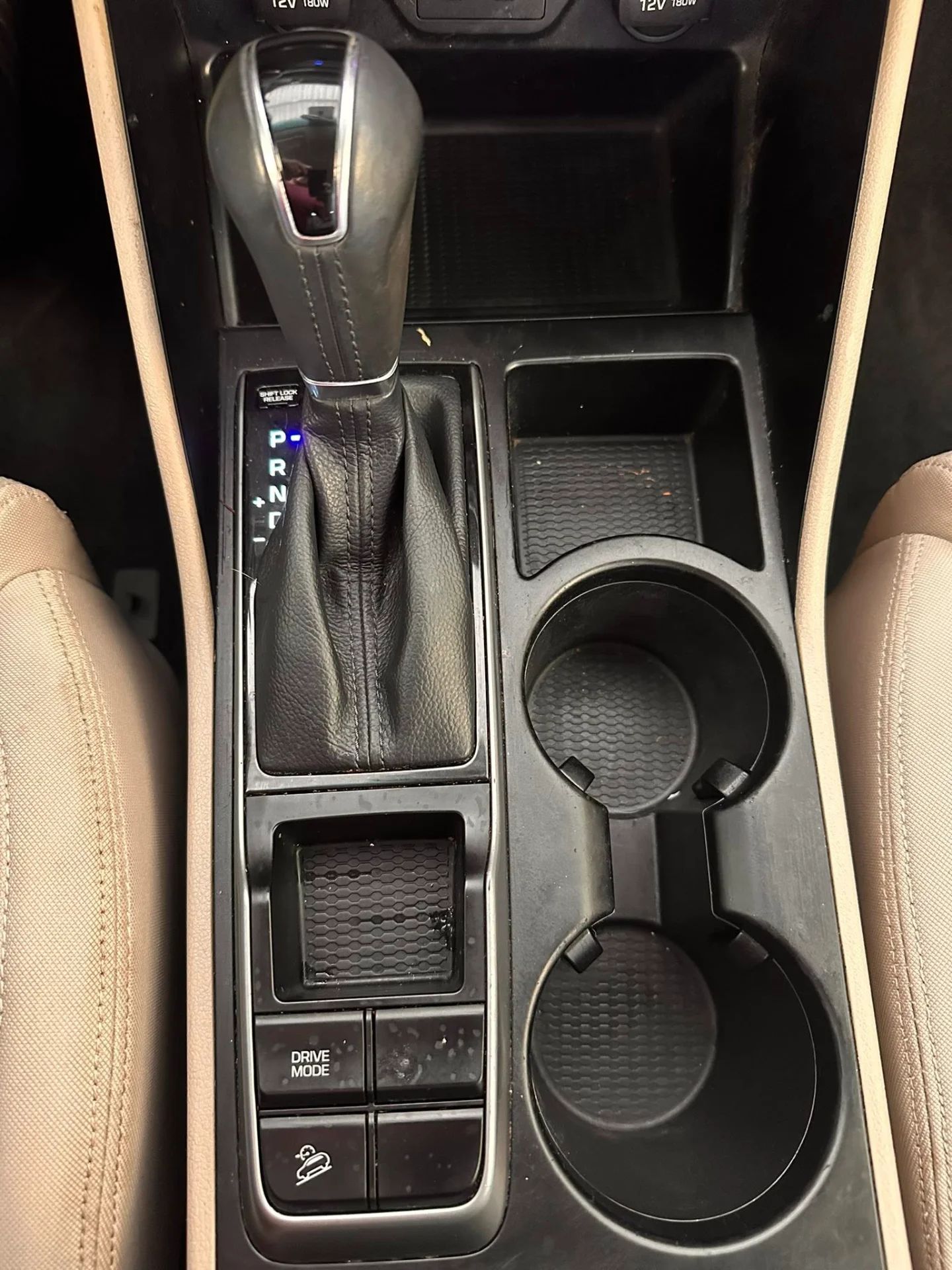 Hyundai Tucson - Image 12