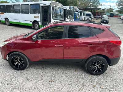 Hyundai Tucson - Image 2