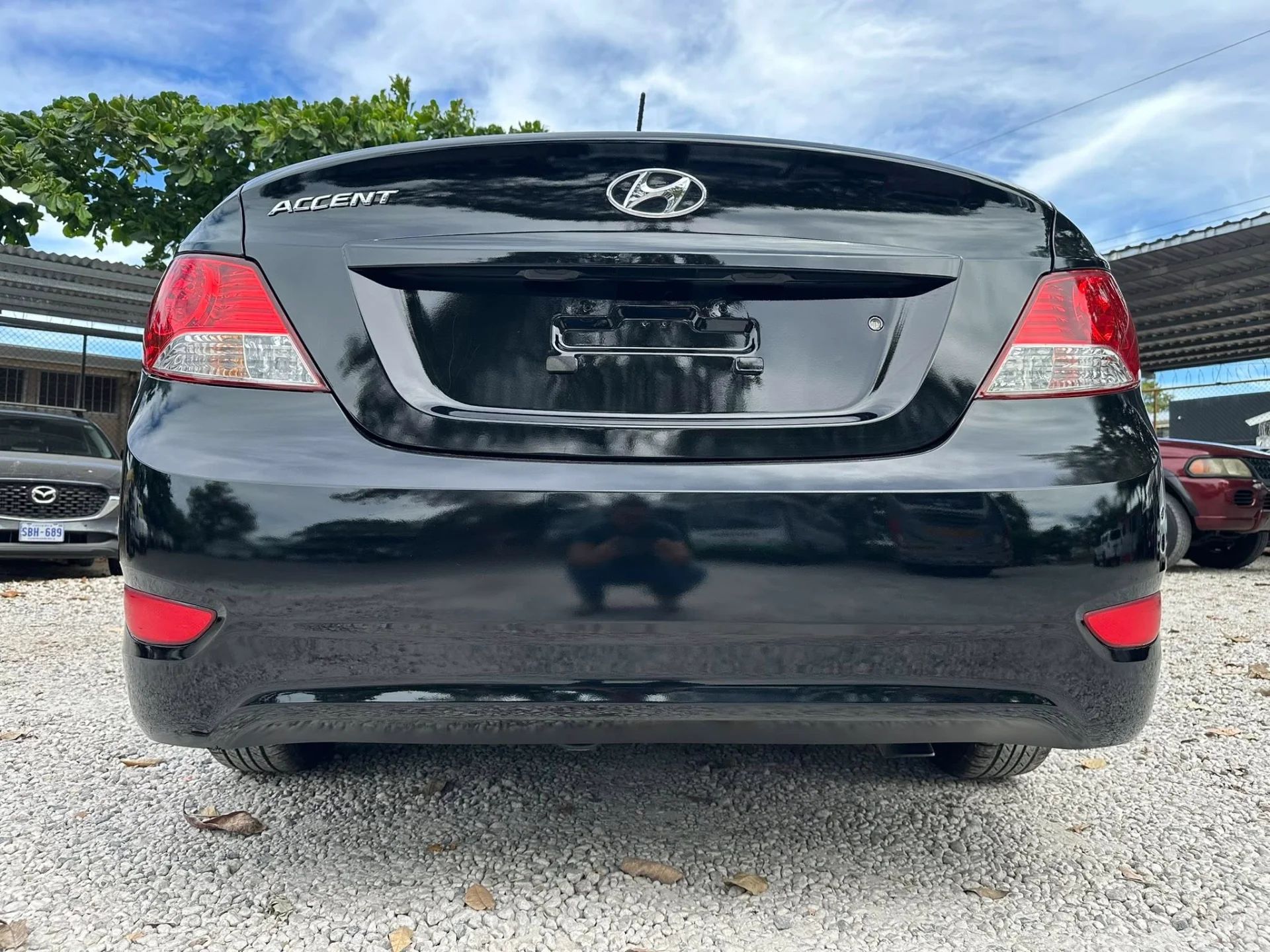 Hyundai Accent - Image 5