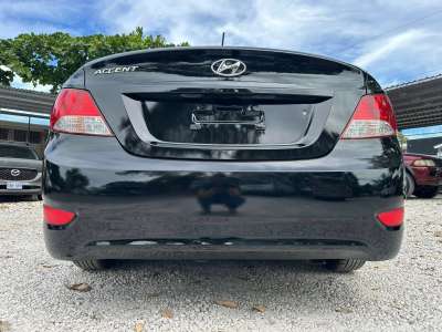 Hyundai Accent - Image 5