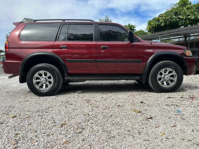 Mitsubishi Montero Sport - Image 1