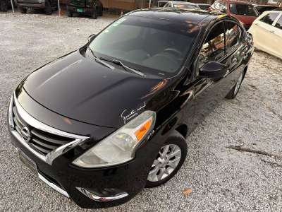 Nissan Versa - Image 10