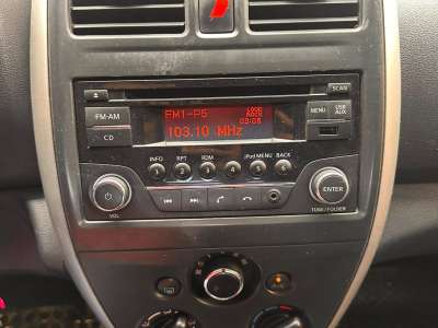 Nissan Versa - Image 13