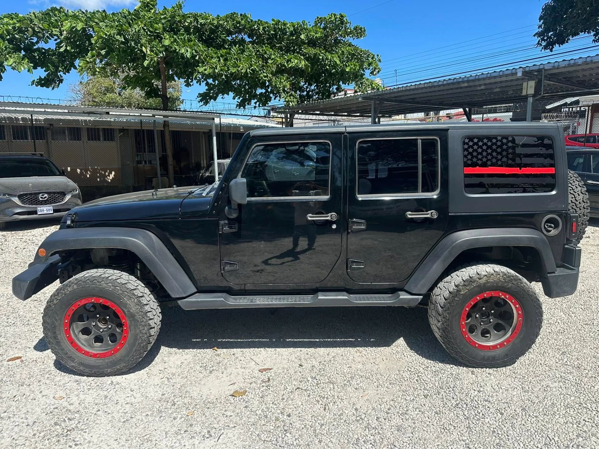 Jeep Wrangler Unlimited X - Image 1