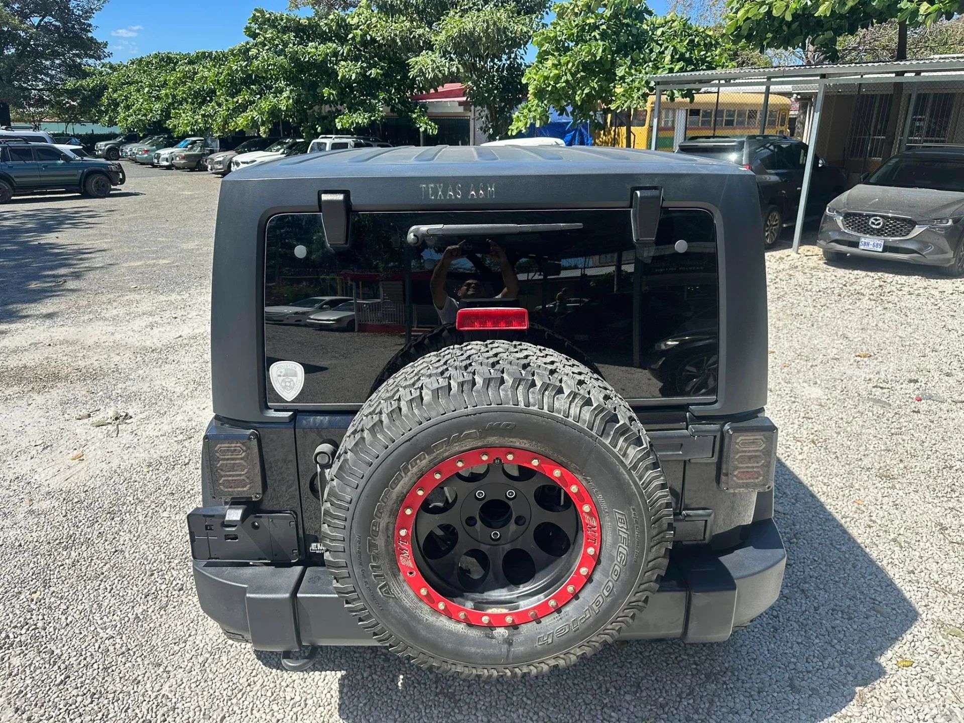 Jeep Wrangler Unlimited X - Image 4