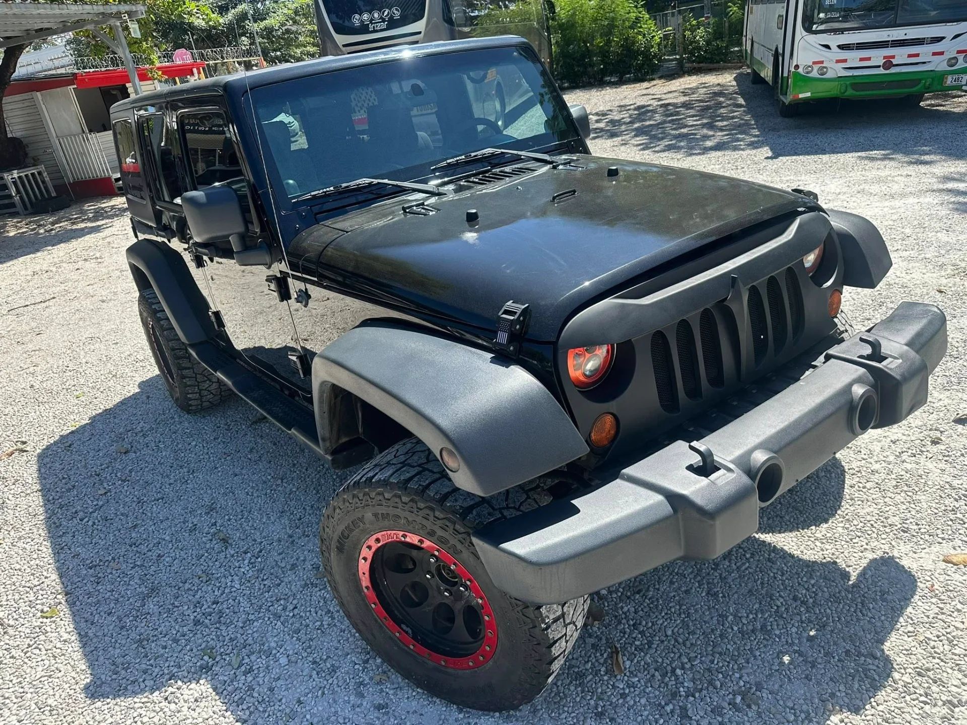 Jeep Wrangler Unlimited X - Image 9
