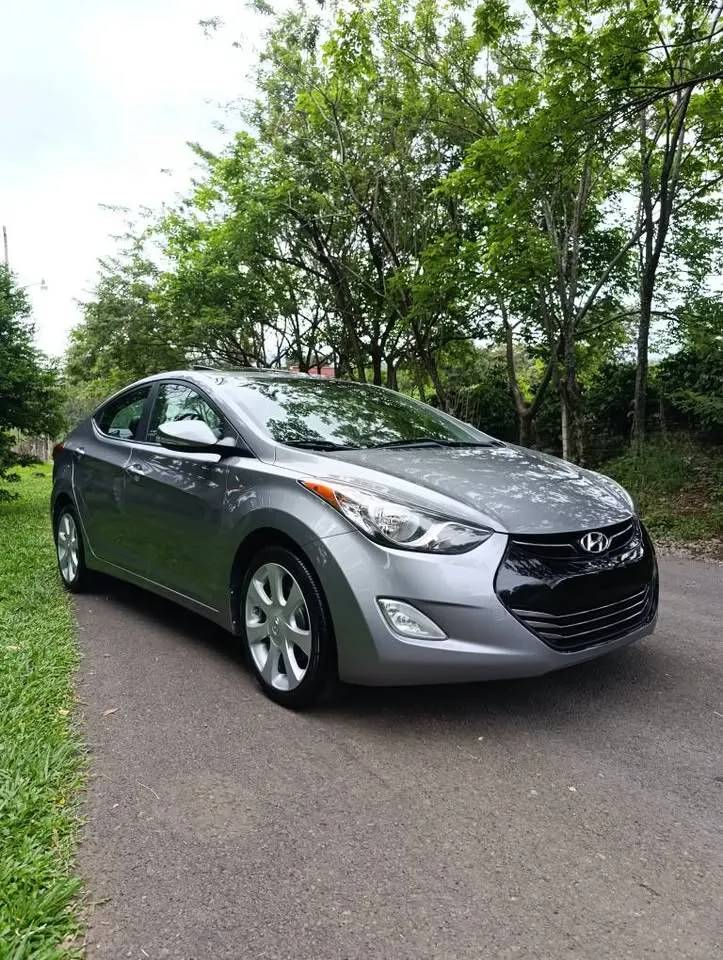 2012 Hyundai Elantra