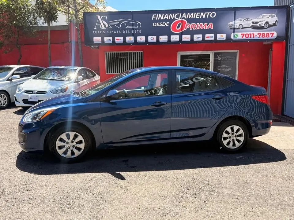 Hyundai Accent - Image 3