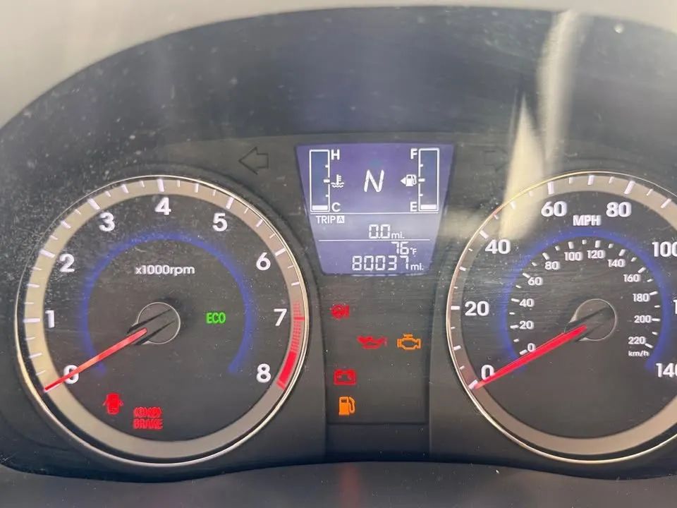 Hyundai Accent - Image 7