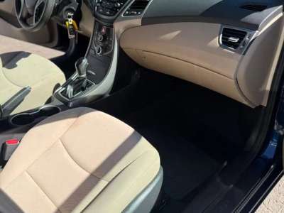 Hyundai Elantra - Image 7