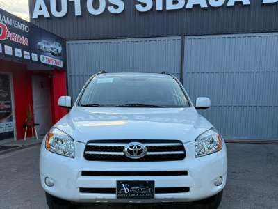 Toyota RAV4 - Image 1
