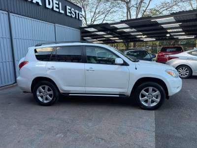 Toyota RAV4 - Image 3