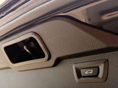 BMW X5 - Image 12