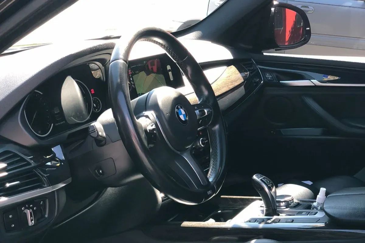 BMW X5 - Image 13
